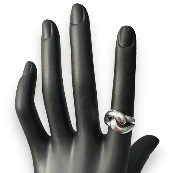 Retired James Avery Cadena Knot Sterling Silver Ring - Picture 2 of 9